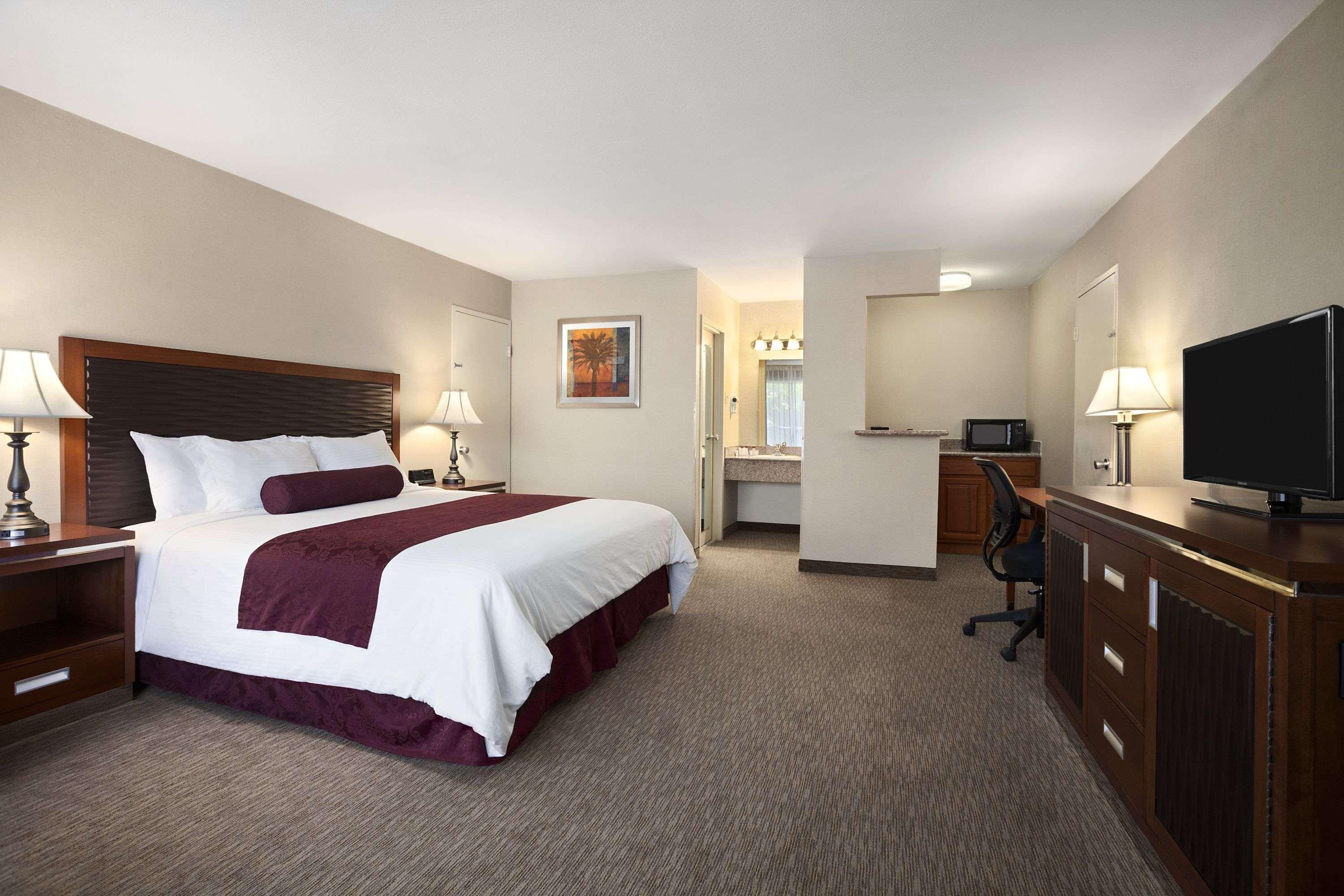Ramada By Wyndham Sunnyvale/Silicon Valley Exteriér fotografie