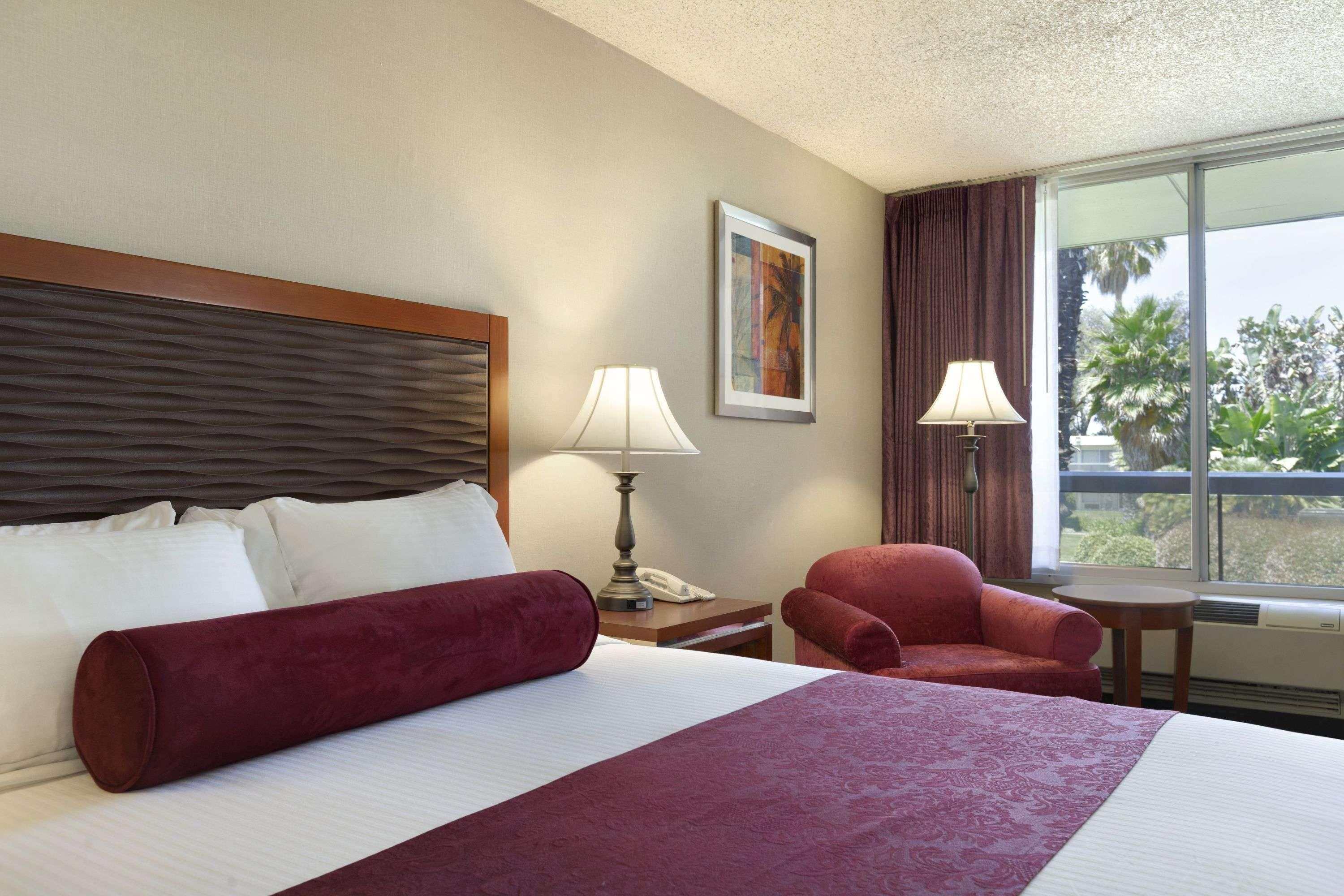 Ramada By Wyndham Sunnyvale/Silicon Valley Exteriér fotografie